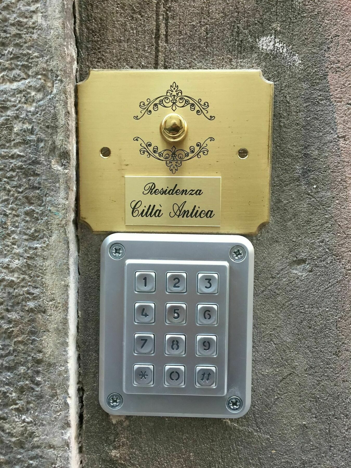Residenza Citta Antica Apartment Verona Bagian luar foto